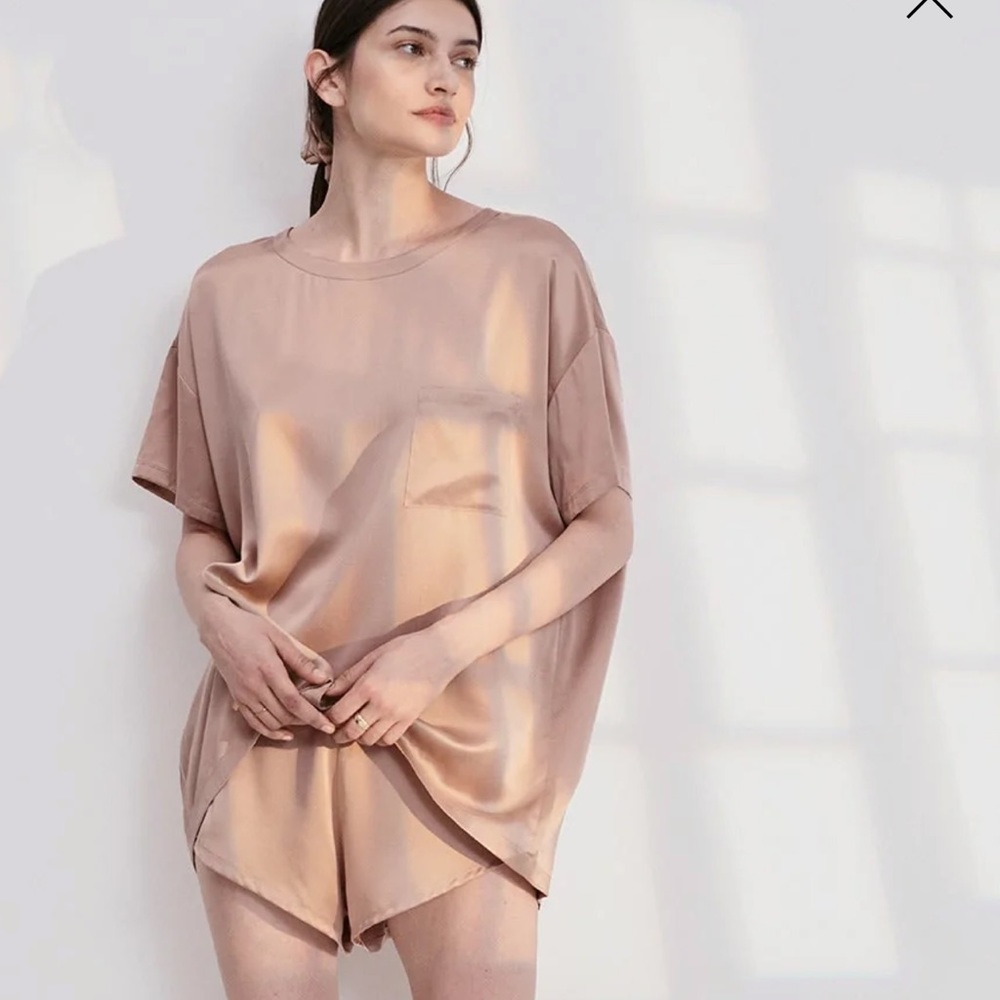 LUNYA Washable Silk Tee Set
